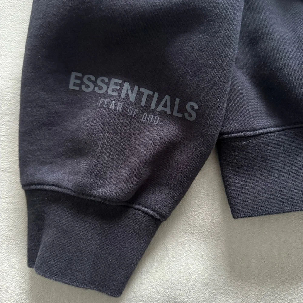 Essentials hoodie - Picture 4 of 5